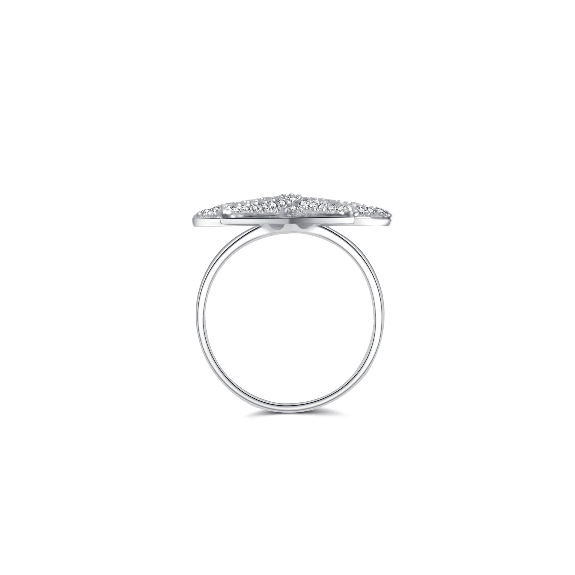 Celine Seestern Ring.