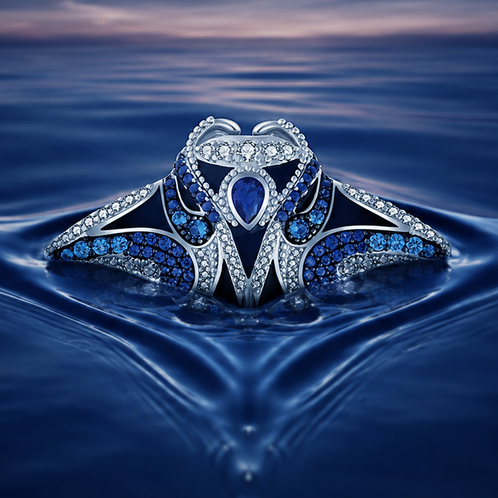 Maritimer Schmuck mit Wasser- & Meeresmotiven