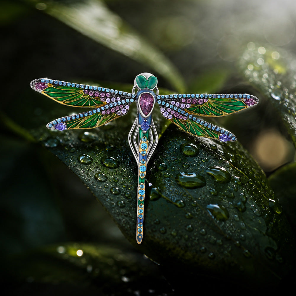 Faszinierender Schmuck mit Spinnen- & Insektenmotiven