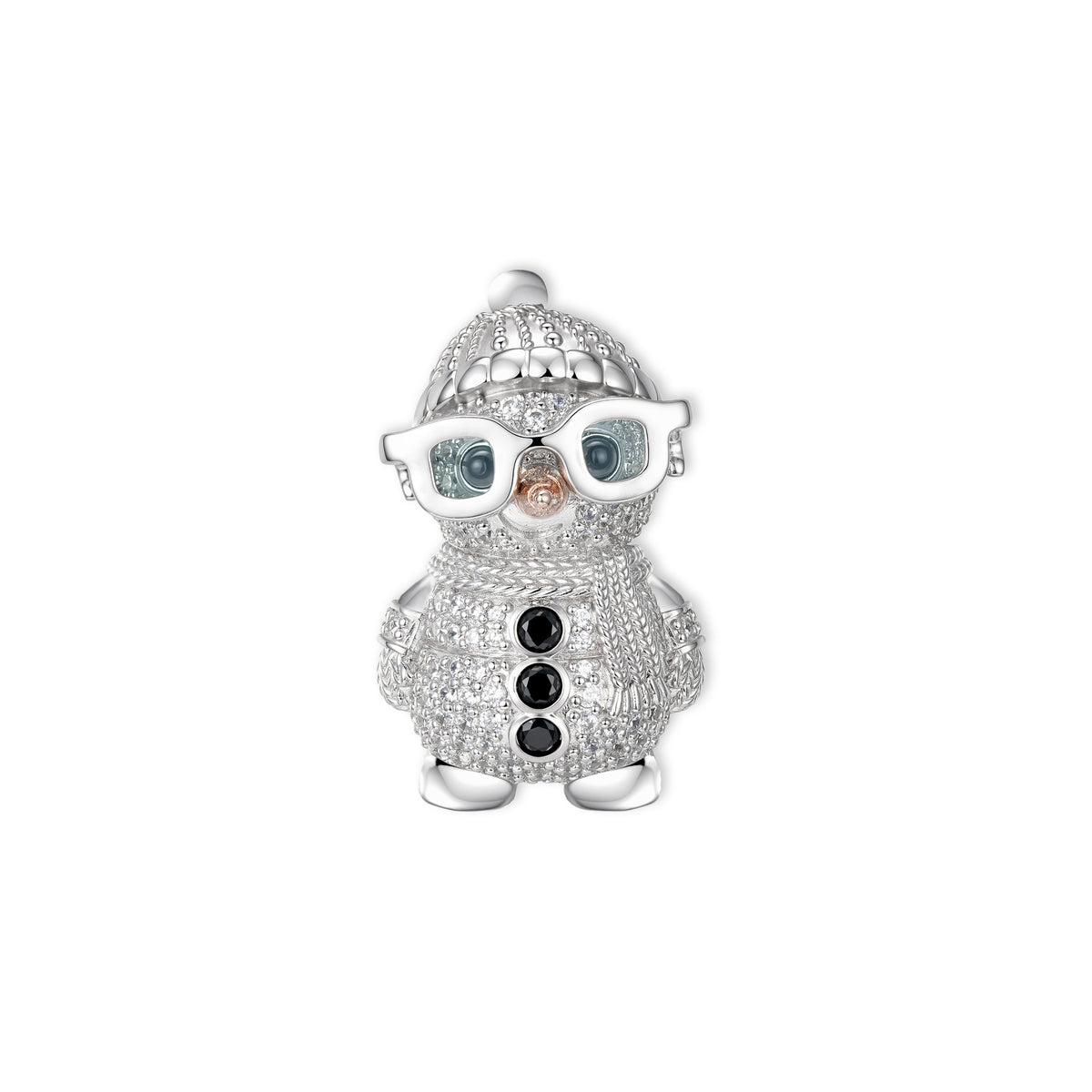 Bobby Schneemann-Anhänger von SEINERZEIT aus 925 Sterling Silber mit weißen Zirkonia, schwarzen Knöpfen, roséfarbener Nase und Brille – limitiert auf 299 Stück