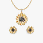 Set di gioielli Solana con girasoli di SEINERZEIT, con ciondolo placcato oro, orecchini a lobo e catenina in argento sterling 925