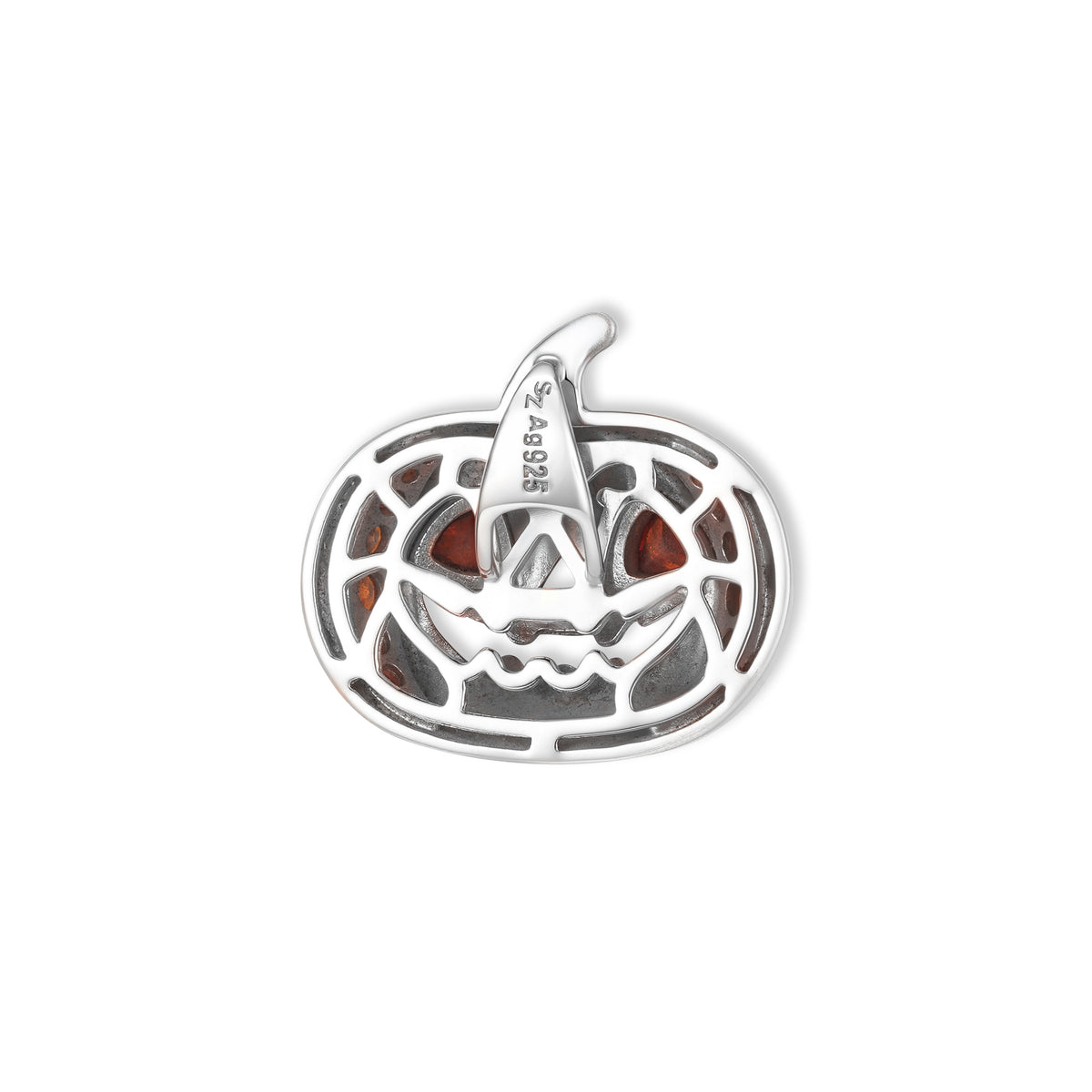 Rückseite des Spooky Kürbis-Anhängers von SEINERZEIT aus 925 Sterling Silber mit offen gearbeitetem Kürbis-Motiv
